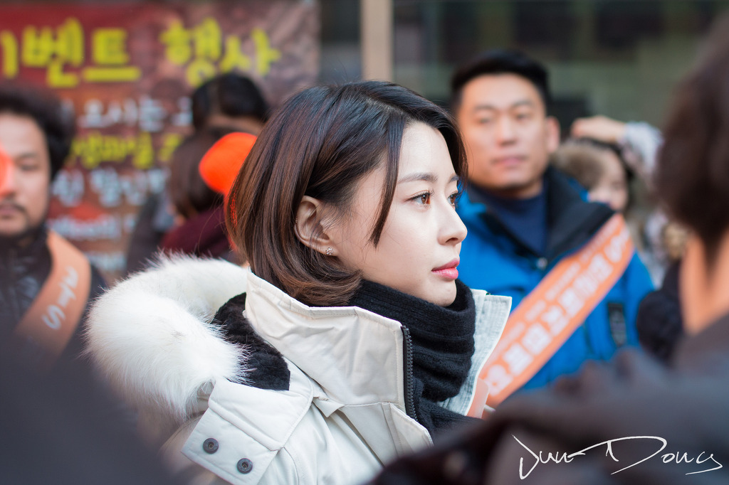 [사진]헬로비너스 나라,'여신 미모 뽐내며 모금활동'_11.jpg