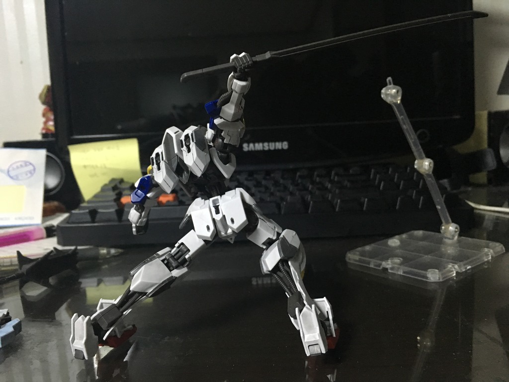 HGBIO 1/144 건담 발바토스(살짝 웨더링)_11.jpg