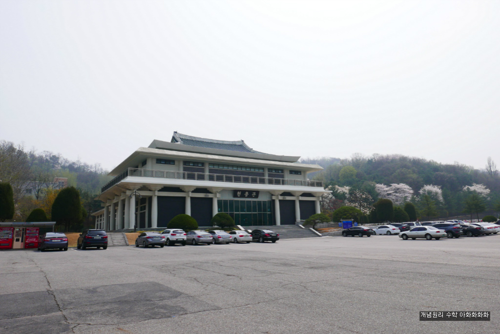 img/5/7/0/B/570BAE7E50405E0032