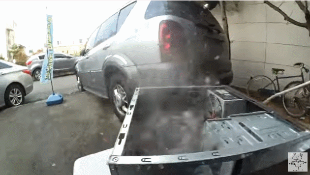 아조씨 컴퓨터가 많이 느려요 수리해주세요_4.gif