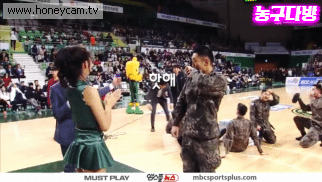 마치 천국에 간 듯한 표정.gif_1.gif