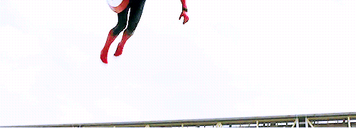 시빌워 스포)슈퍼 히어로 랜딩!_3.gif