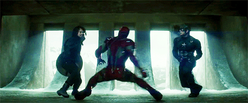 법 없이도 살 사나이 캡틴 아메리카.jpg_11.gif