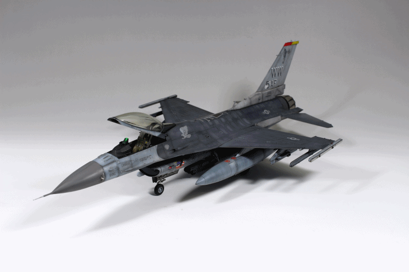 F16CJ.gif