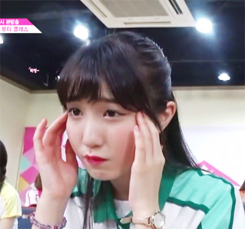프로듀스48) 8월24일 네이버캐스트 '혼다 히토미' 움짤_3.gif