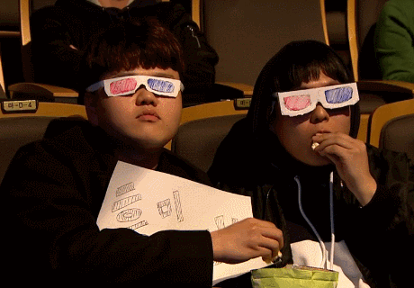 e스포츠 경기중에 졸아 유명해진 작골형제 근황_2.gif