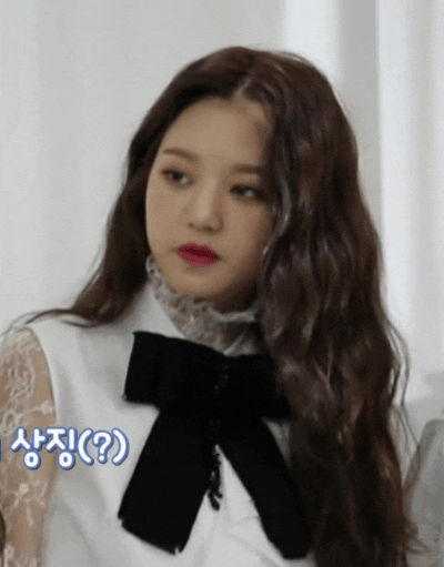 여자가 반했을때 짓는 표정들_7.gif
