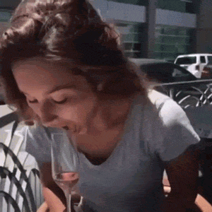 동공지진.gif_1.gif