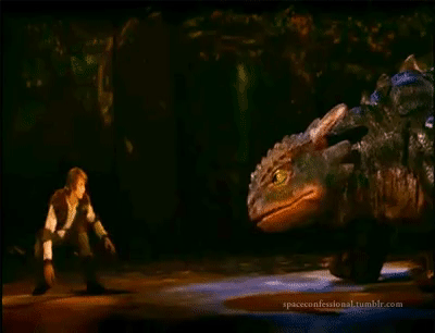 영화 드래곤 길들이기 뮤지컬판 수준 보소 ㅋㅋㅋ_7.gif