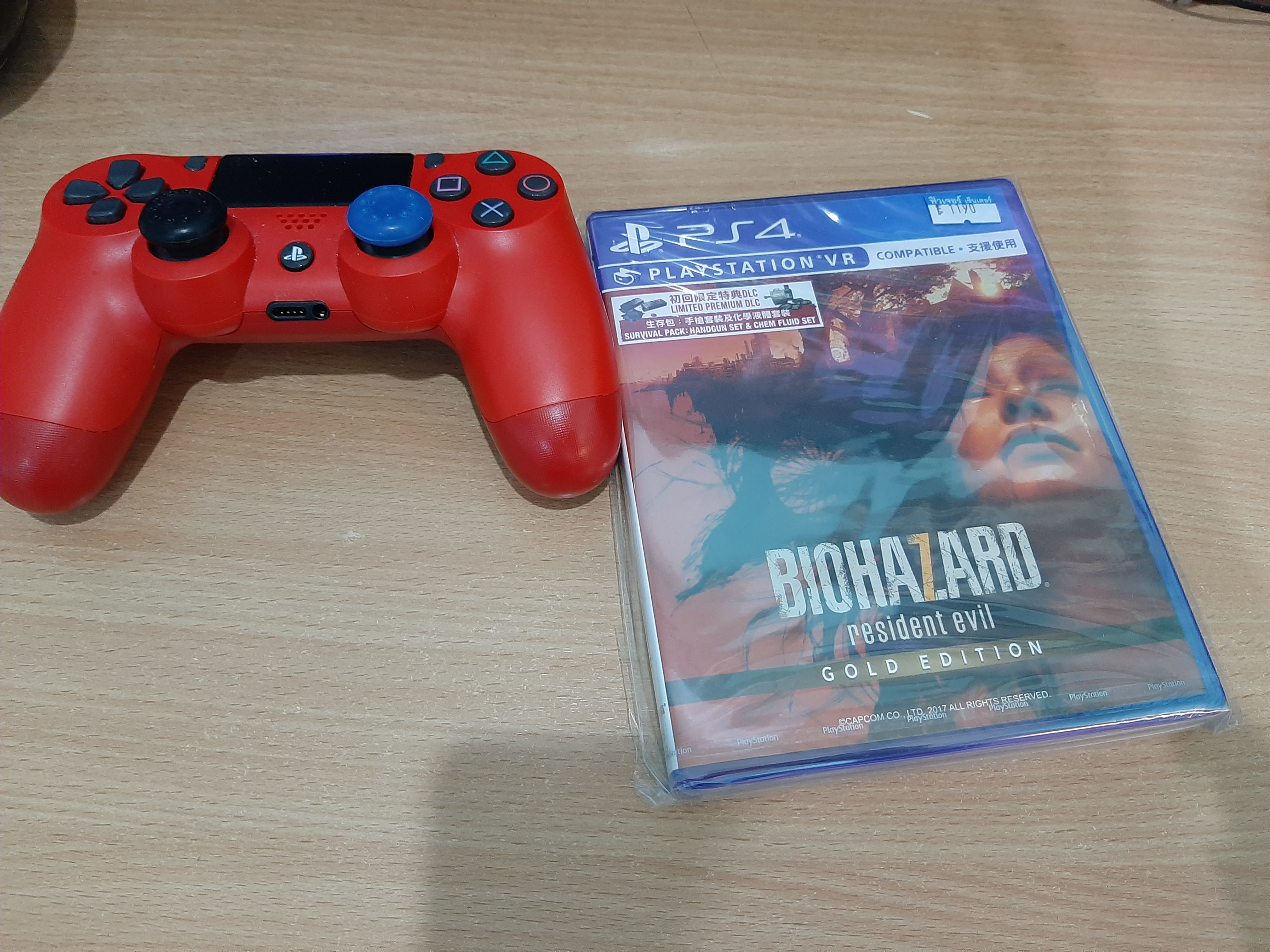 바이오하자드7 골드에디션 태국에서 오픈케이스