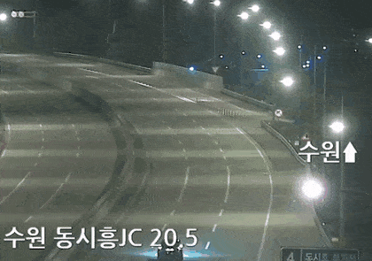 만취 상태에 190km로 추돌사고.gif_2.gif