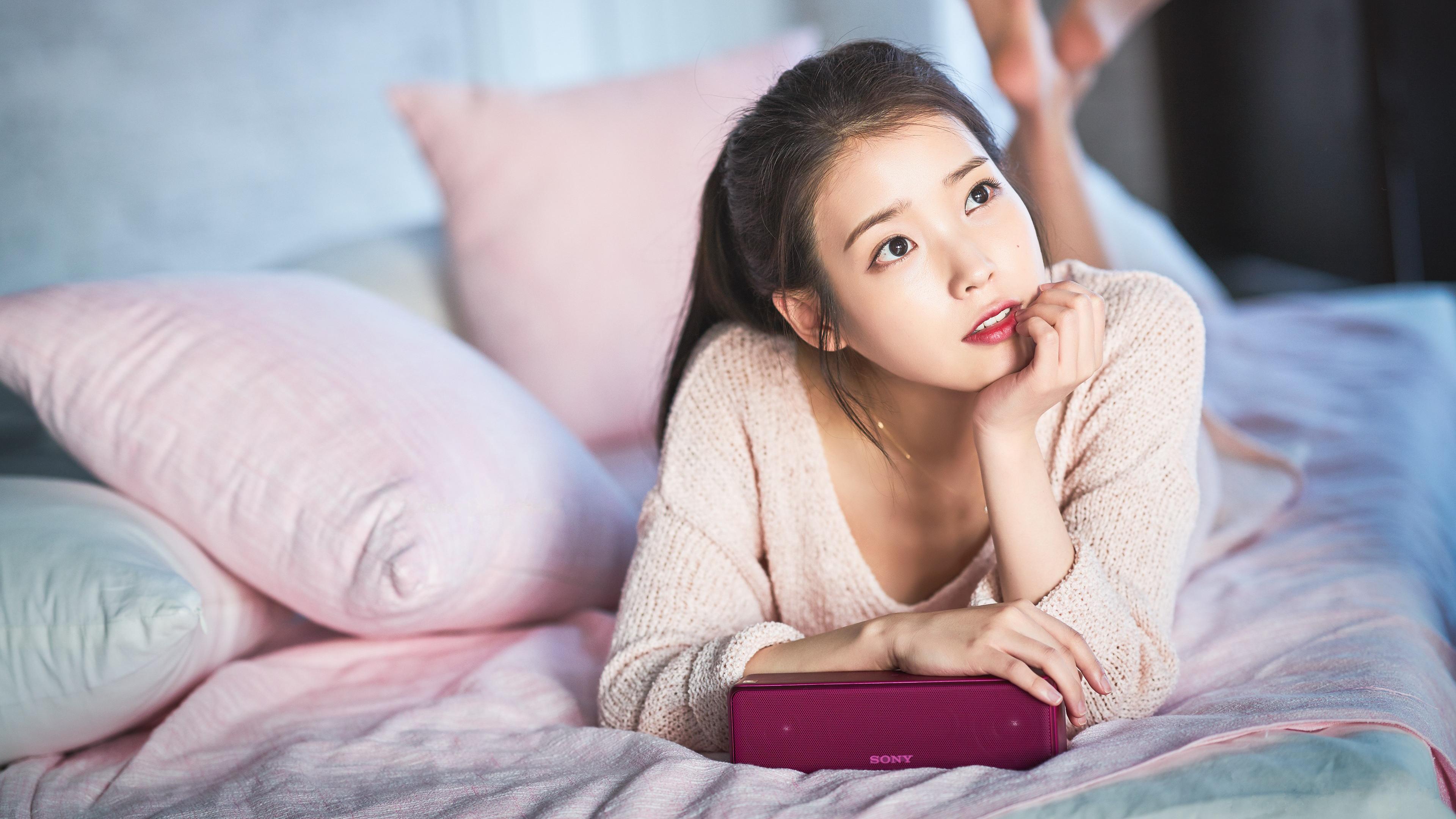 아이유 4K 바탕화면 (49MB)_5.gif