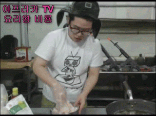 떡류탄좌 요리왕 비룡 근황_2.gif