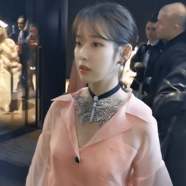 웃는 얼굴이 정말 매력적인 연예인.gif_5.gif