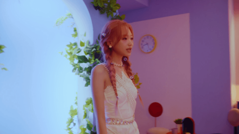 류수정 PINK MOON 티저 움짤_9.gif
