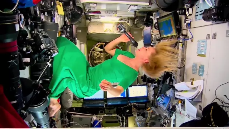 세계 최초로 우주에서 영화 찍은 배우_29.webp