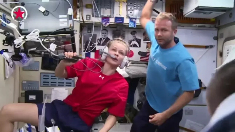 세계 최초로 우주에서 영화 찍은 배우_26.webp