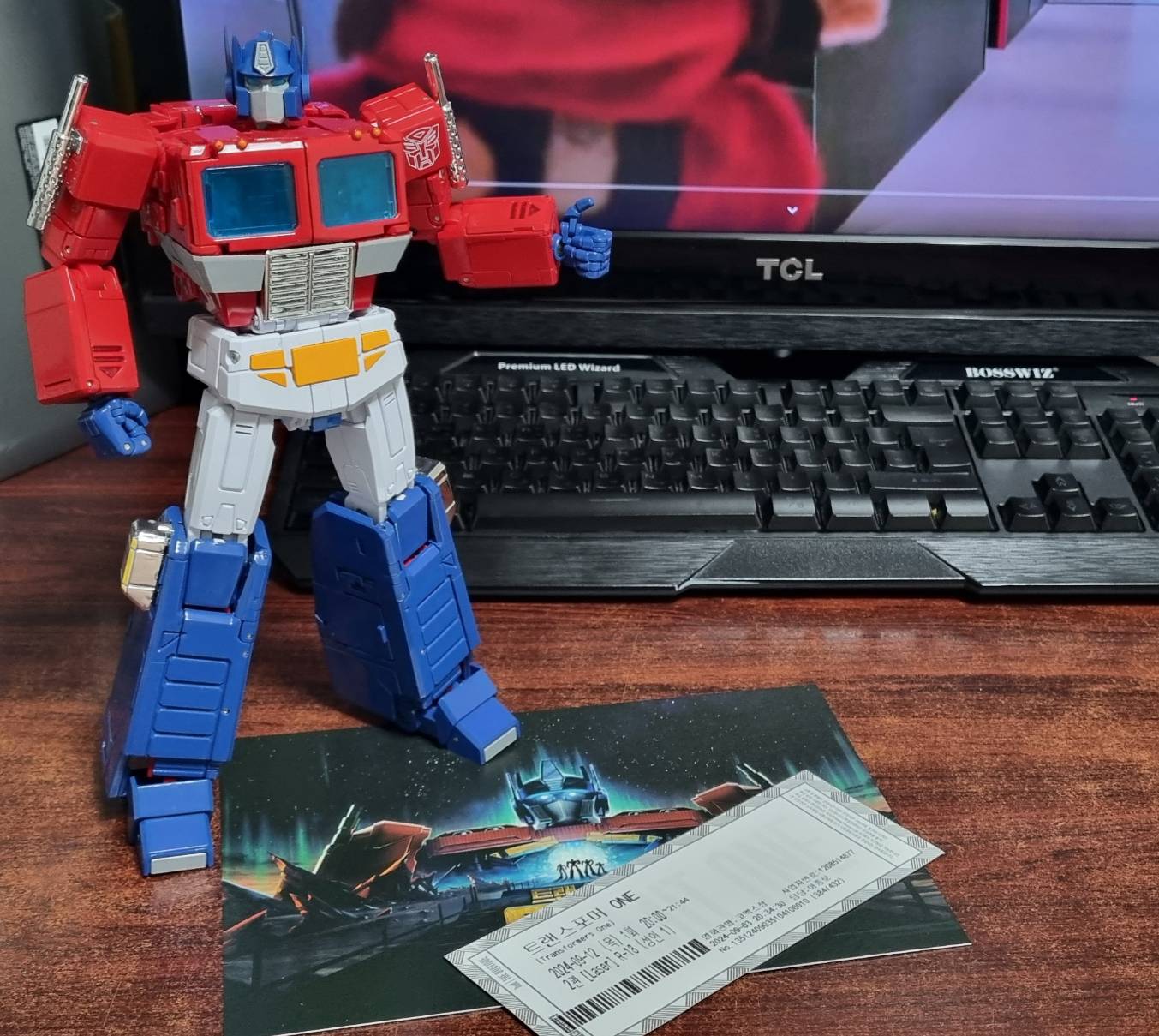 트랜스포머 신작 잘 나왔어 얘들아 이틀뒤 개봉함