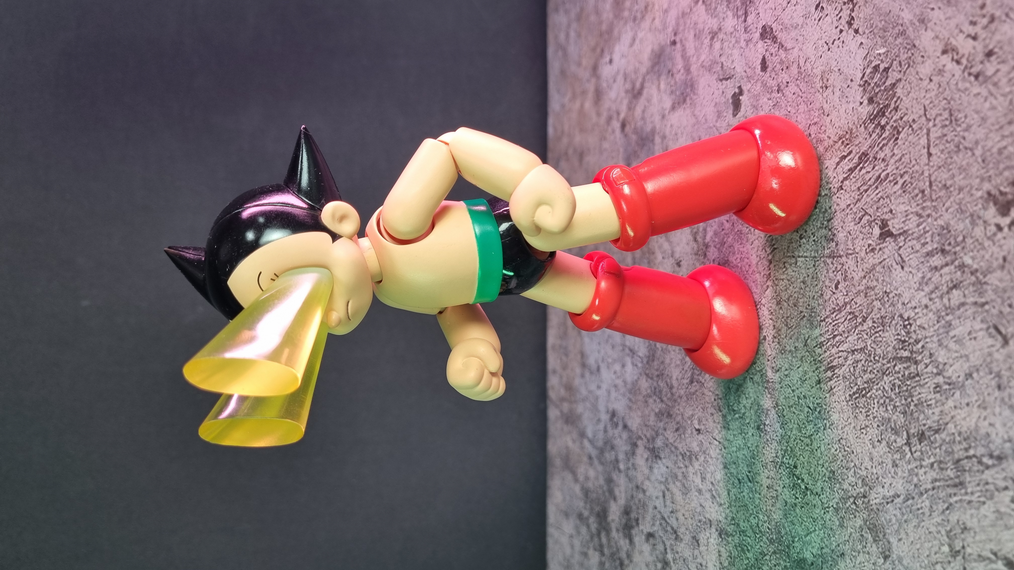 AI 창작그림 게시판 날아라 아톰피규어 피규어AI