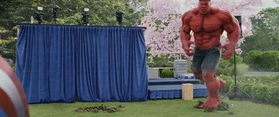 MCU) 스파이더맨4에 헐크가 나온다고? 게다가 수배중?_4.webp
