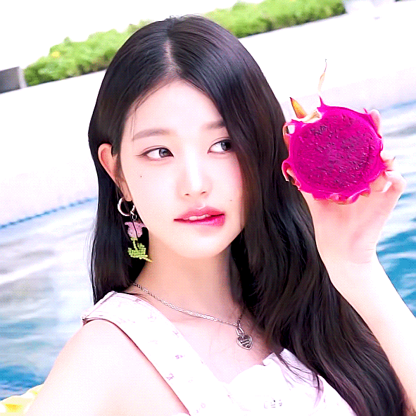 이쁜 원영이_1.gif