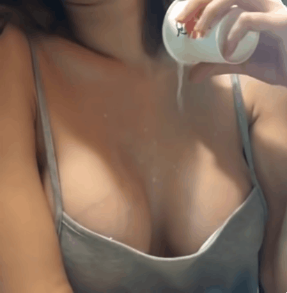 더울까봐 준비했어_4.gif