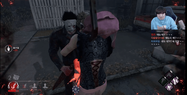 비대칭 PVP겜 특징_2.gif