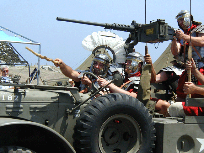 한때 찬란했던 로마가 멸망한 이유_2.gif