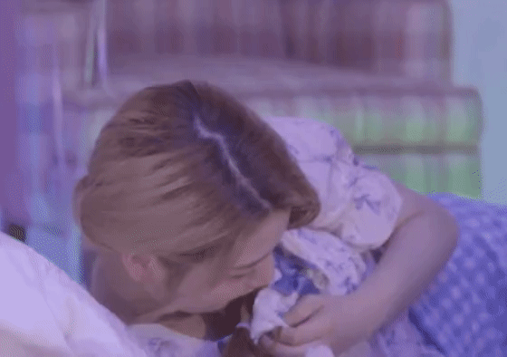 호불호 갈리는 잠옷 gif_3.gif