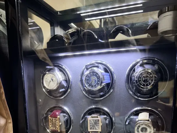 바이오하자드 해밀턴 시계 가져왔어요